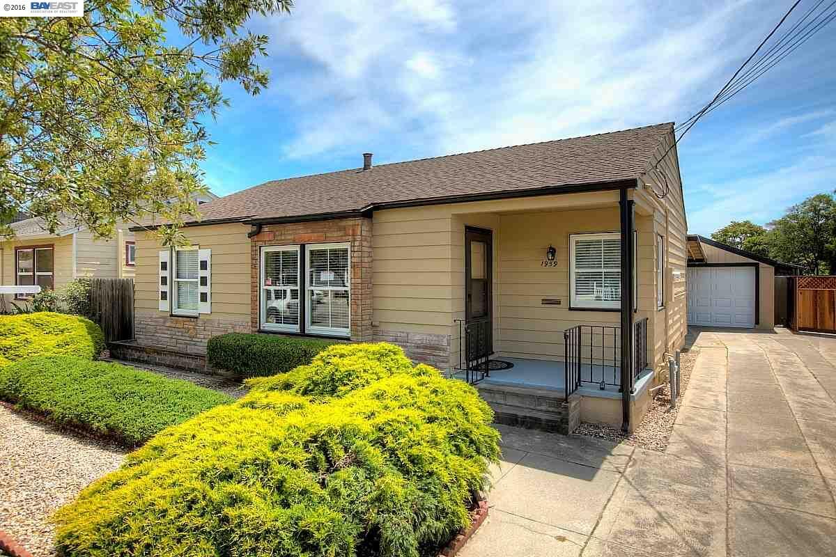 Property Photo:  1959 Walnut St  CA 94551 