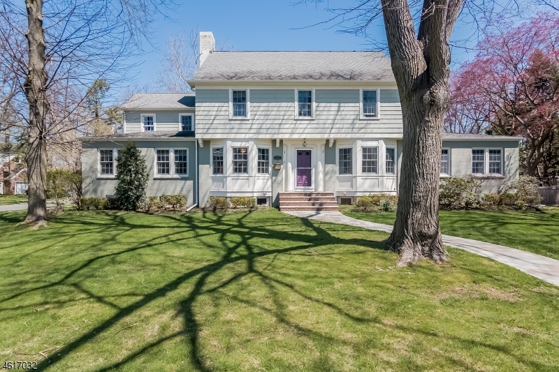 Property Photo:  30 Hampton Road  NJ 07016 