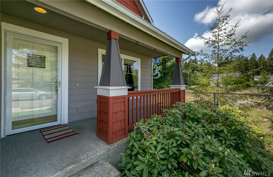 Property Photo:  22527 SE 287th Place  WA 98038 