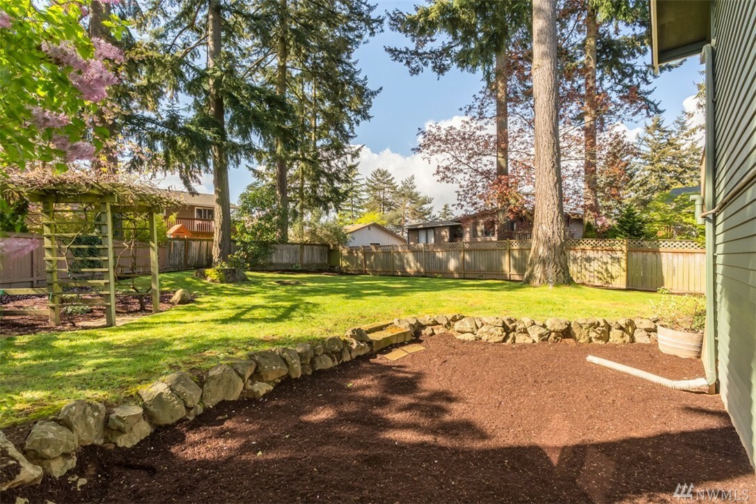 Property Photo: 8317 NE 120th Place WA 98034