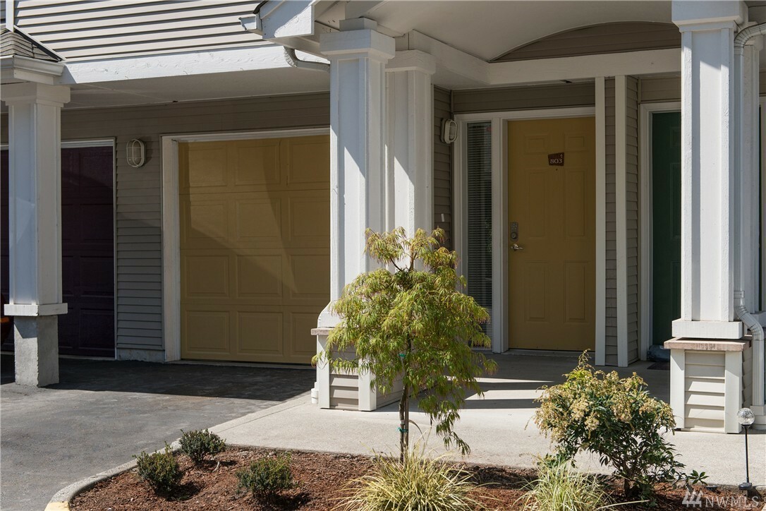 Property Photo: 16125 Juanita-Woodinville Wy NE 803 WA 98011