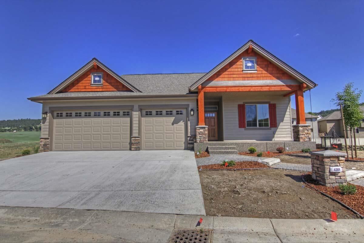 Property Photo:  6803 S Woodhaven Ct  WA 99224 
