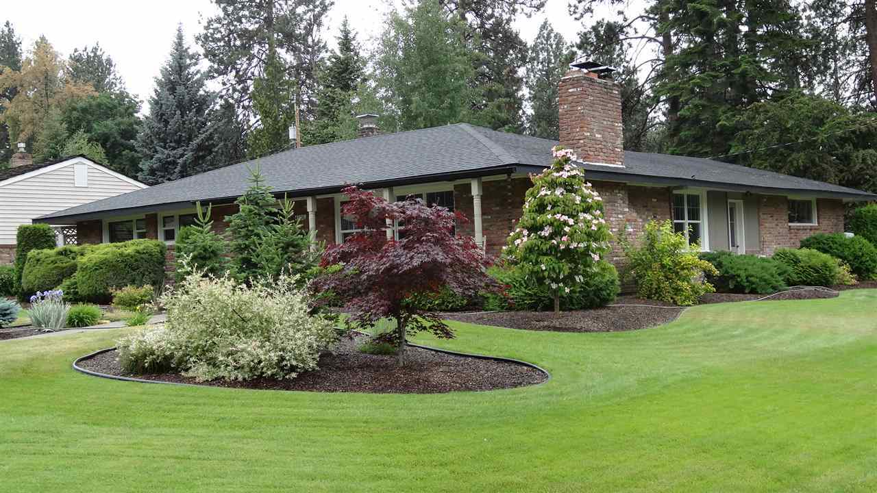 Property Photo:  4306 S Hogan St  WA 99203 