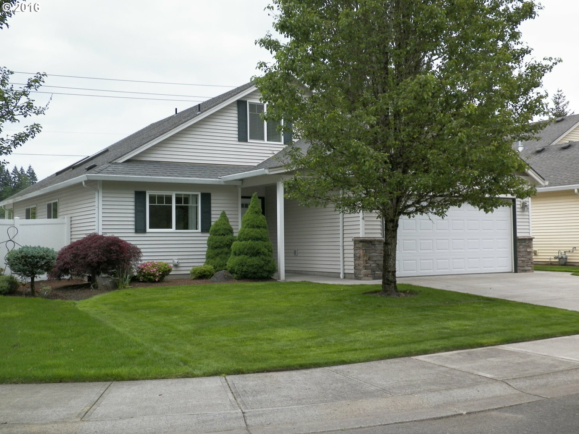 Property Photo:  1314 NE 116th Cir  WA 98685 