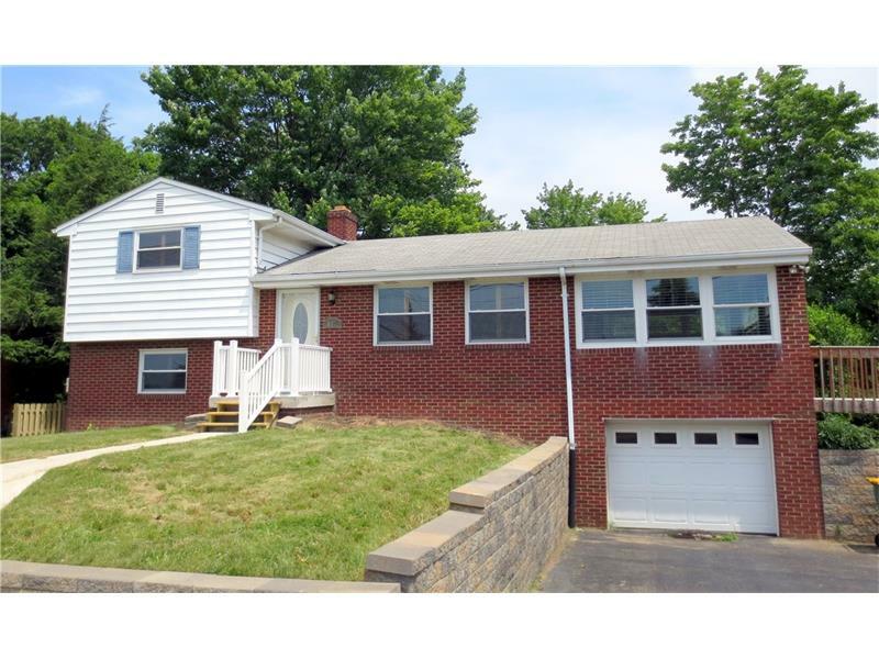 Property Photo:  607 Elliot Dr.  PA 15136 