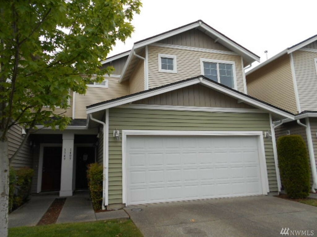 Property Photo:  1405 52nd St NE  WA 98002 