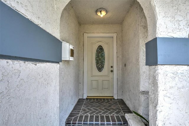 Property Photo:  2505 W Chain Avenue  CA 92804 