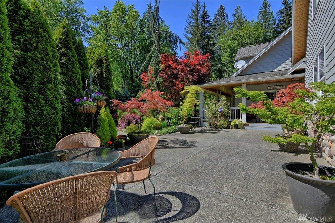 Property Photo:  32811 Finn Settlement Rd  WA 98223 