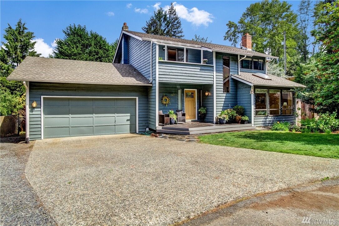 Property Photo:  2425 NE 180th Street  WA 98155 