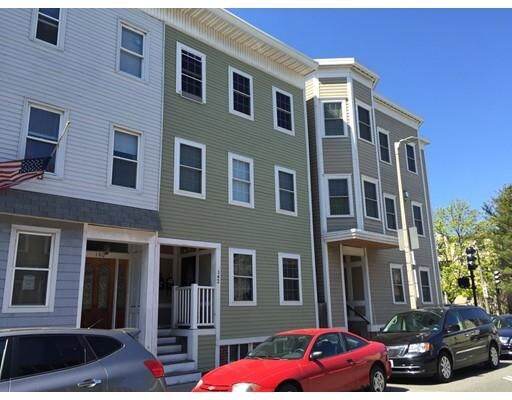 Property Photo:  142 D Street 1  MA 02127