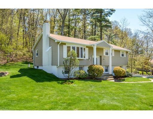 Property Photo: 5 Cayuga Rd MA 01876