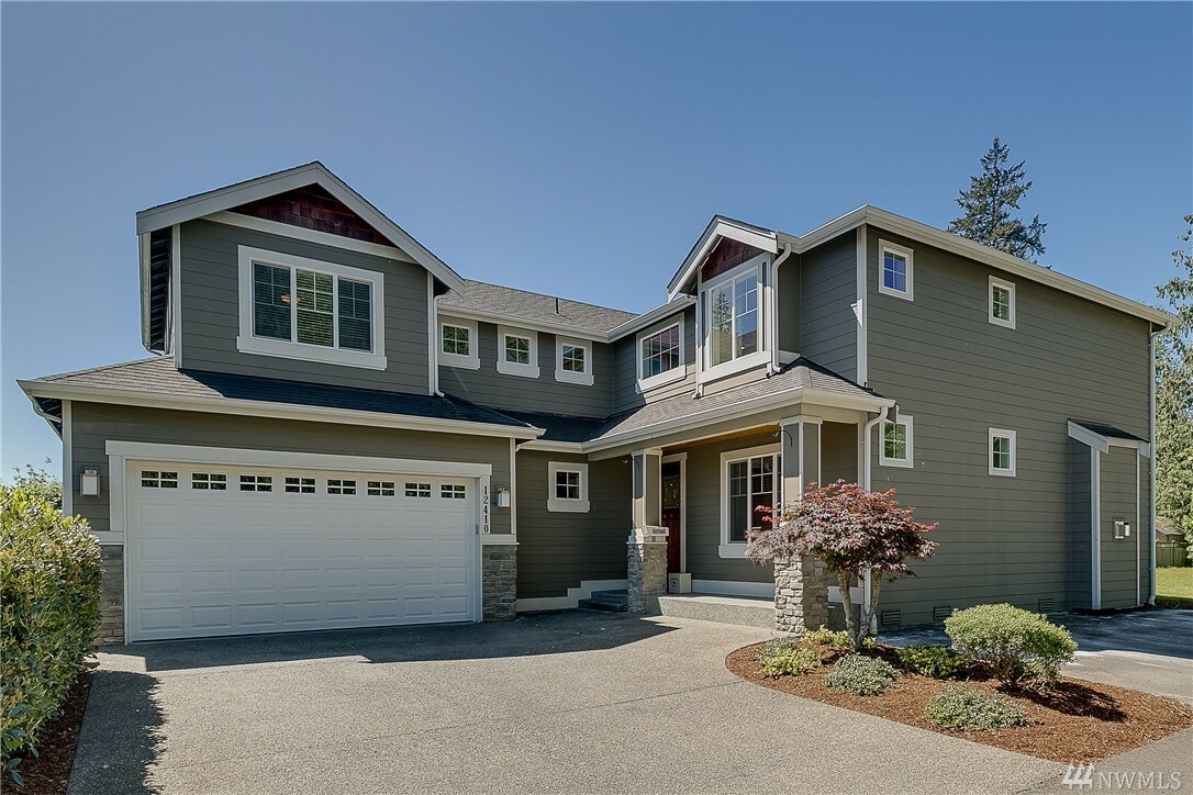 Property Photo:  12410 54th Dr NE  WA 98271 