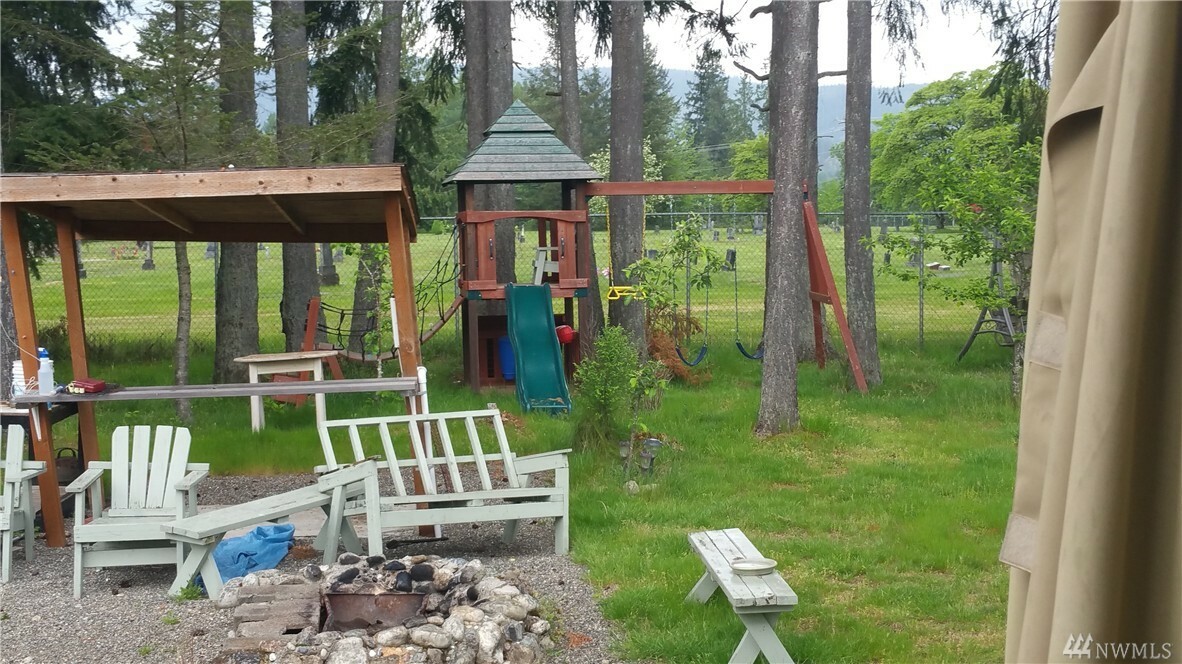 Property Photo: 618 Eagle View Dr WA 98252