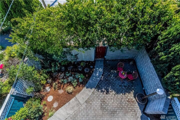 Property Photo: 624 NW 73rd Street WA 98117