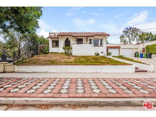 Property Photo: 4001 Rigali Ave CA 90039