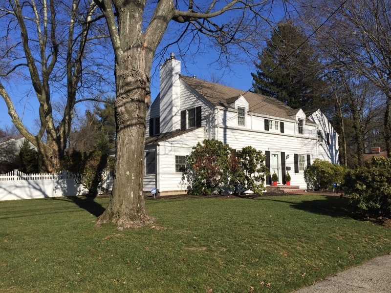 Property Photo:  1065 Lamberts Mill Rd  NJ 07090 