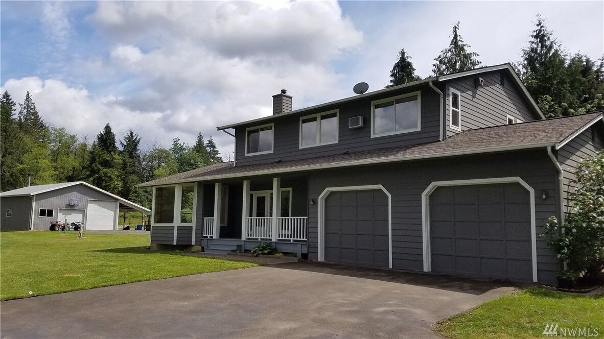 Property Photo:  21030  262nd Avenue SE  WA 98038 