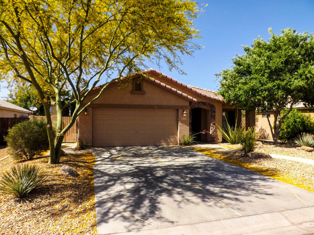 Property Photo: 1632 E Nardini Street AZ 85140