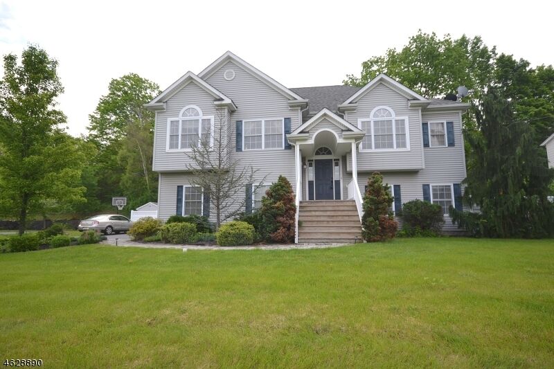 Property Photo:  291 Main St  NJ 07439 