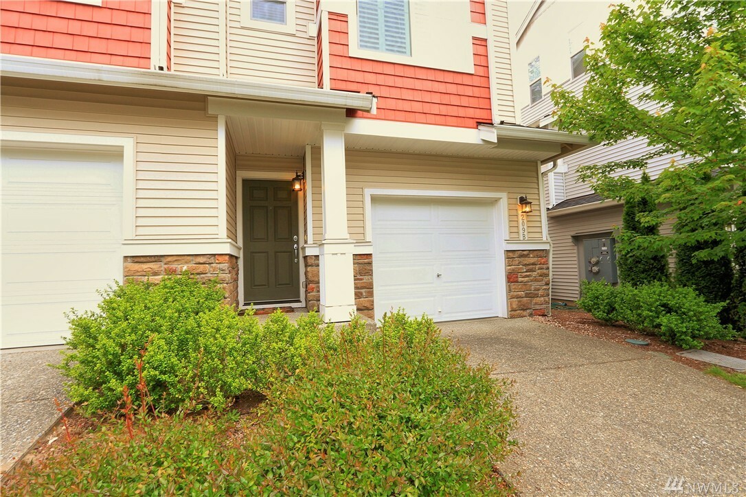 Property Photo: 209 126th Place SE B WA 98208
