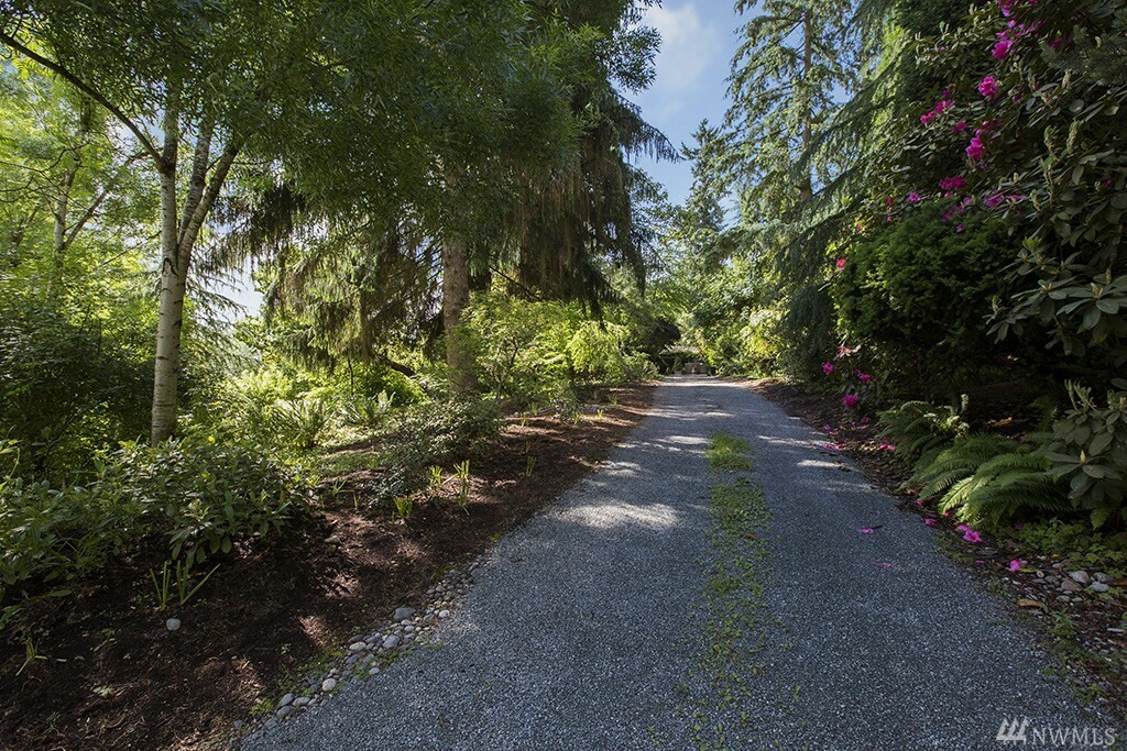 Property Photo:  13019 NE 149th St  WA 98072 