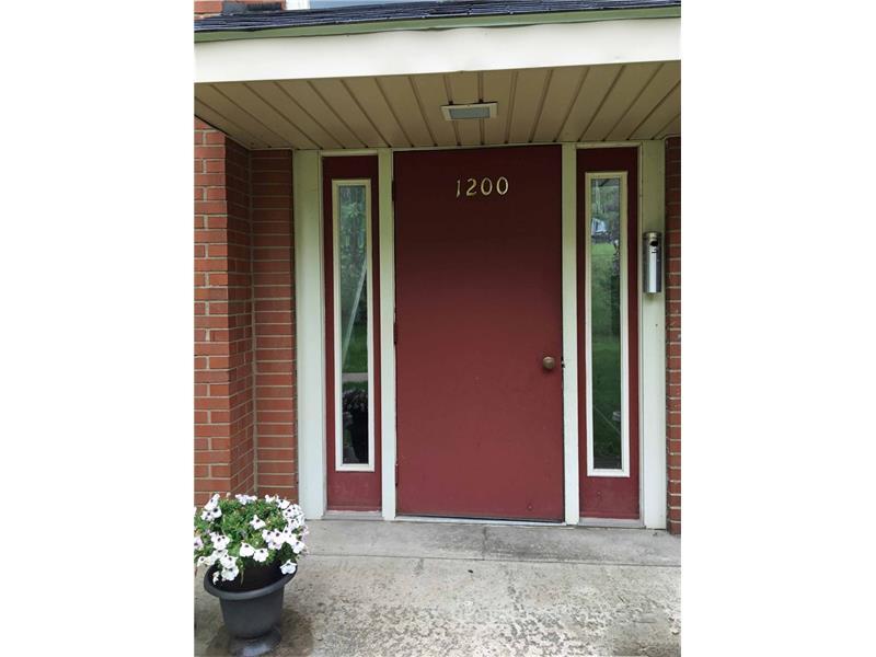 Property Photo: 1200 College Park Dr Unit #7 PA 15108