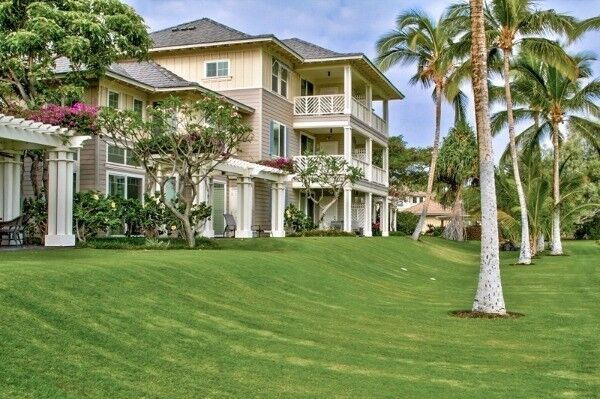 Property Photo:  69-200 Pohakulana Pl F2  HI 96738 