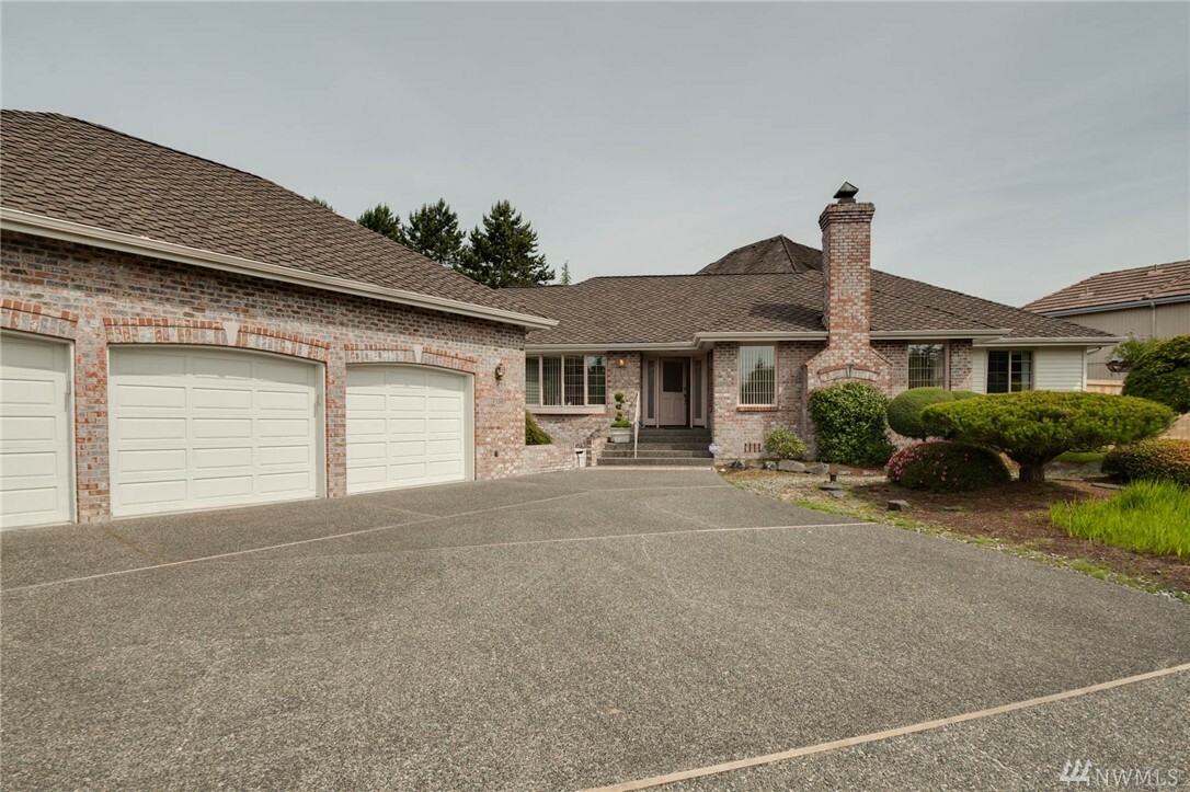 Property Photo: 33664 7th Ct SW WA 98023
