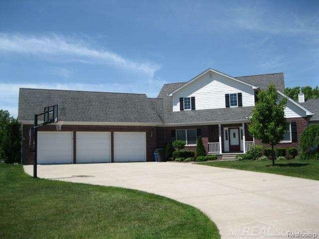 Property Photo:  3402 Evergreen Court  MI 48054 