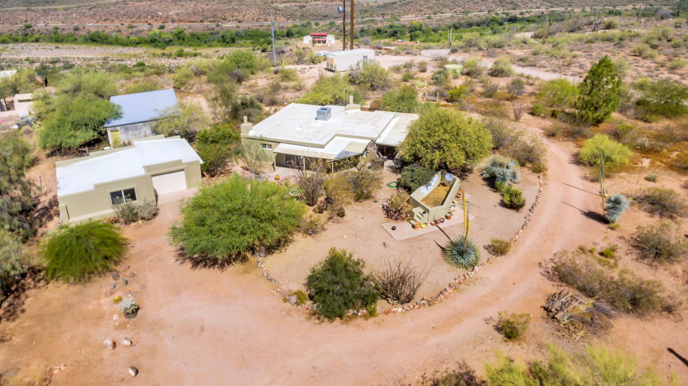 Property Photo:  50816 N Coyote Pass Road  AZ 85087 