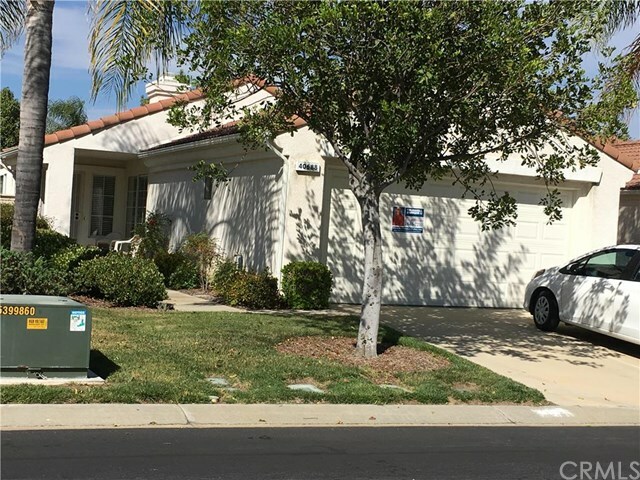 Property Photo: 40688 Corte Albara CA 92562