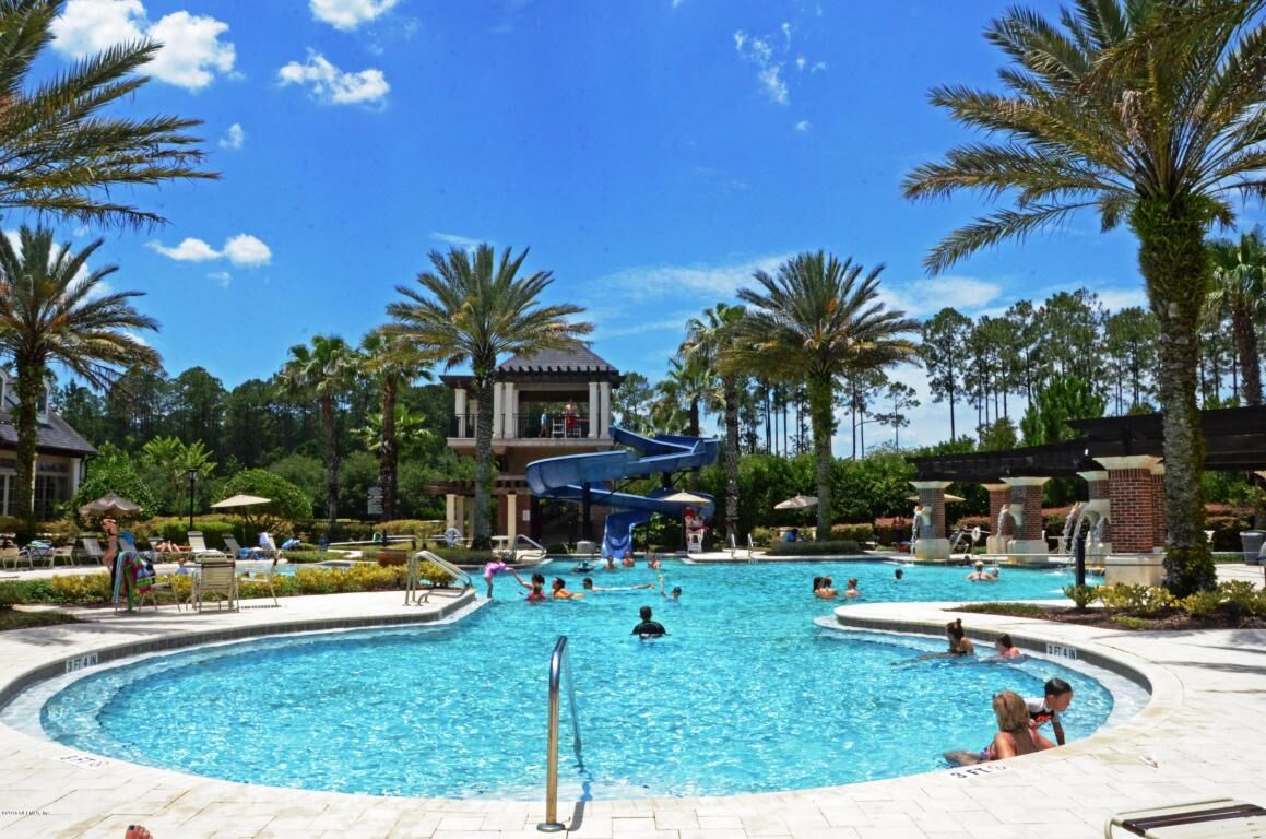 Property Photo:  117 Lucaya Court  FL 32259 