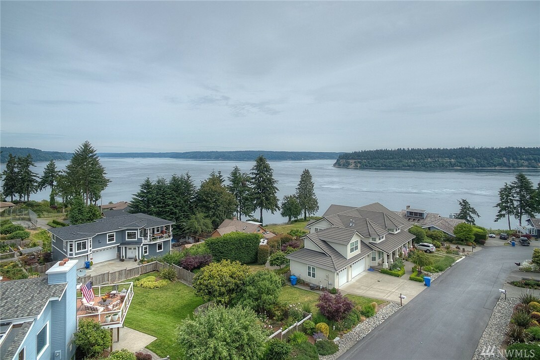 Property Photo:  2308 55th St Ct NW  WA 98335 