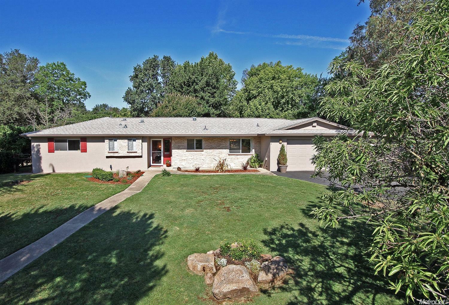 Property Photo:  7045 Santa Juanita Avenue  CA 95662 