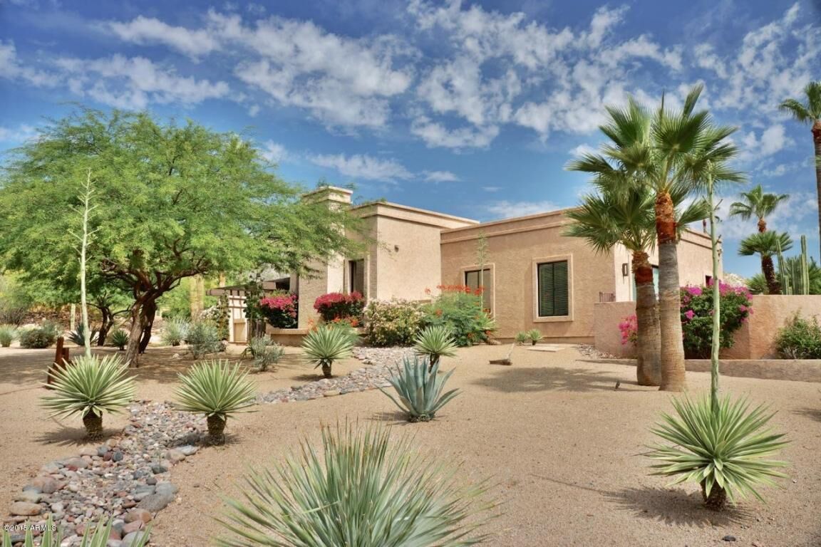 Property Photo: 4708 E Desert Park Place AZ 85253