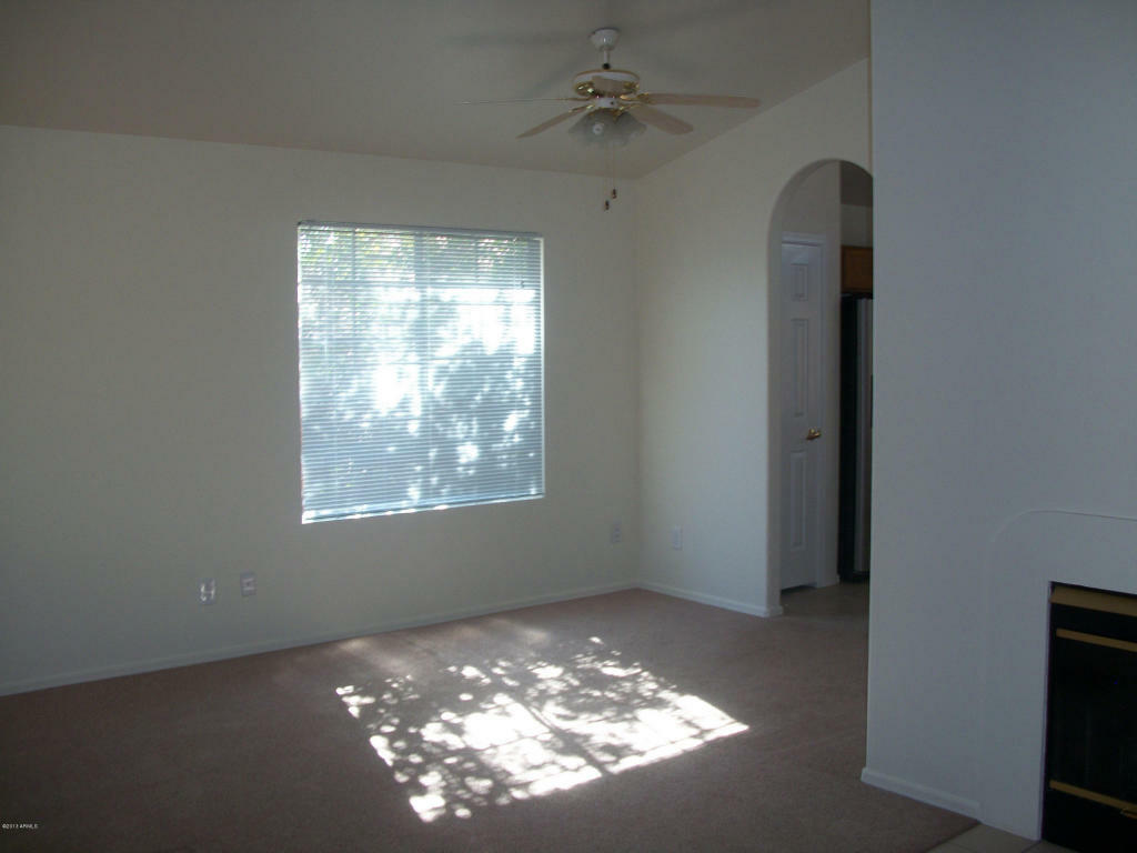 Property Photo:  16026 S 44th Street  AZ 85048 