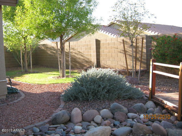 Property Photo:  43598 W Elm Drive  AZ 85138 