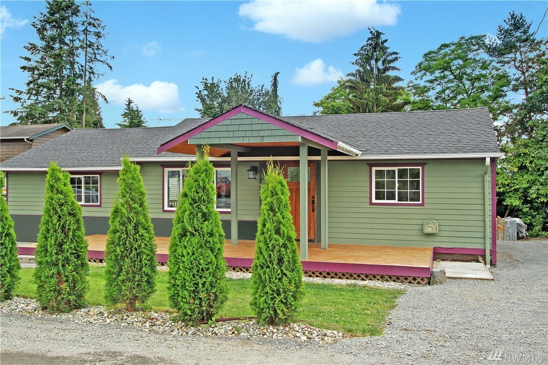 Property Photo:  6128 W Magnolia Ave  WA 98203 