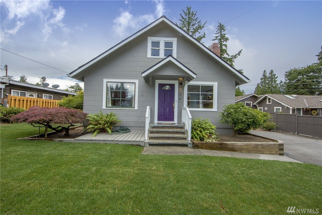 Property Photo: 109 NW 132nd St WA 98177