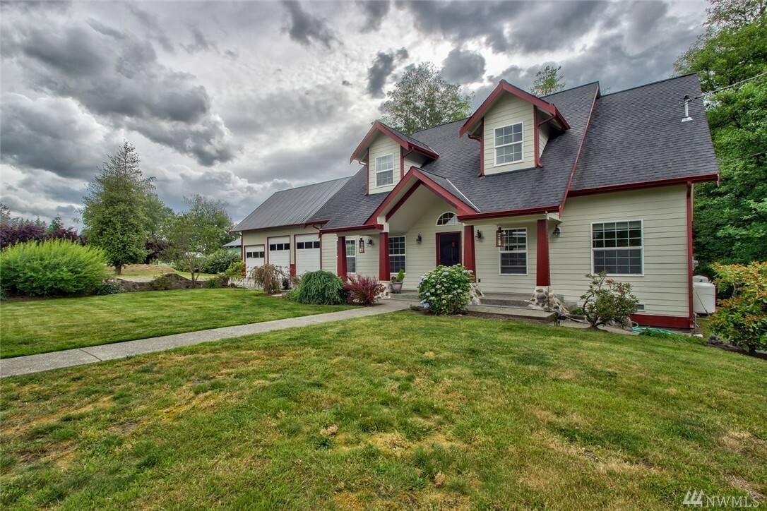 Property Photo:  22562 Grip Rd  WA 98284 