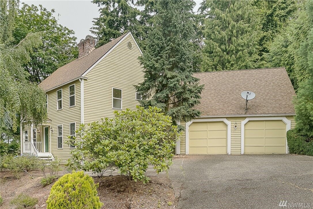 Property Photo:  14304 SE 61st St  WA 98006 