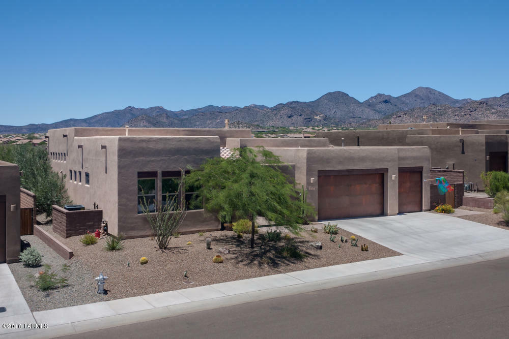 Property Photo:  12581 N Fallen Shadows Drive  AZ 85658 