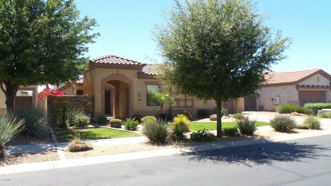 Property Photo:  863 W Elm Court  AZ 85340 