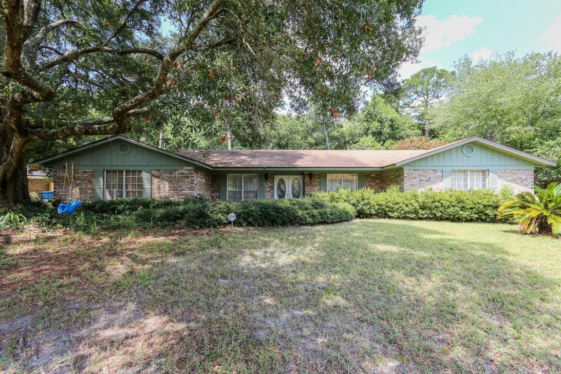 Property Photo: 5660 Swamp Fox Road FL