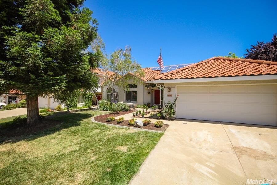 Property Photo: 5105 Camden Road CA 95765