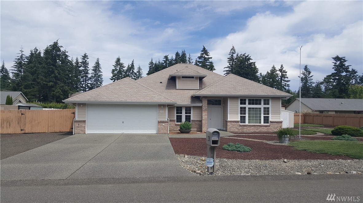 Property Photo:  51 E Warbler Court  WA 98524 