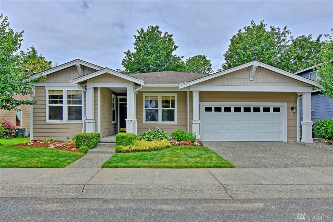 Property Photo:  659 Pasco Place NE  WA 98059 