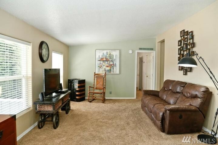 Property Photo:  402 NE 23rd St  WA 98802 