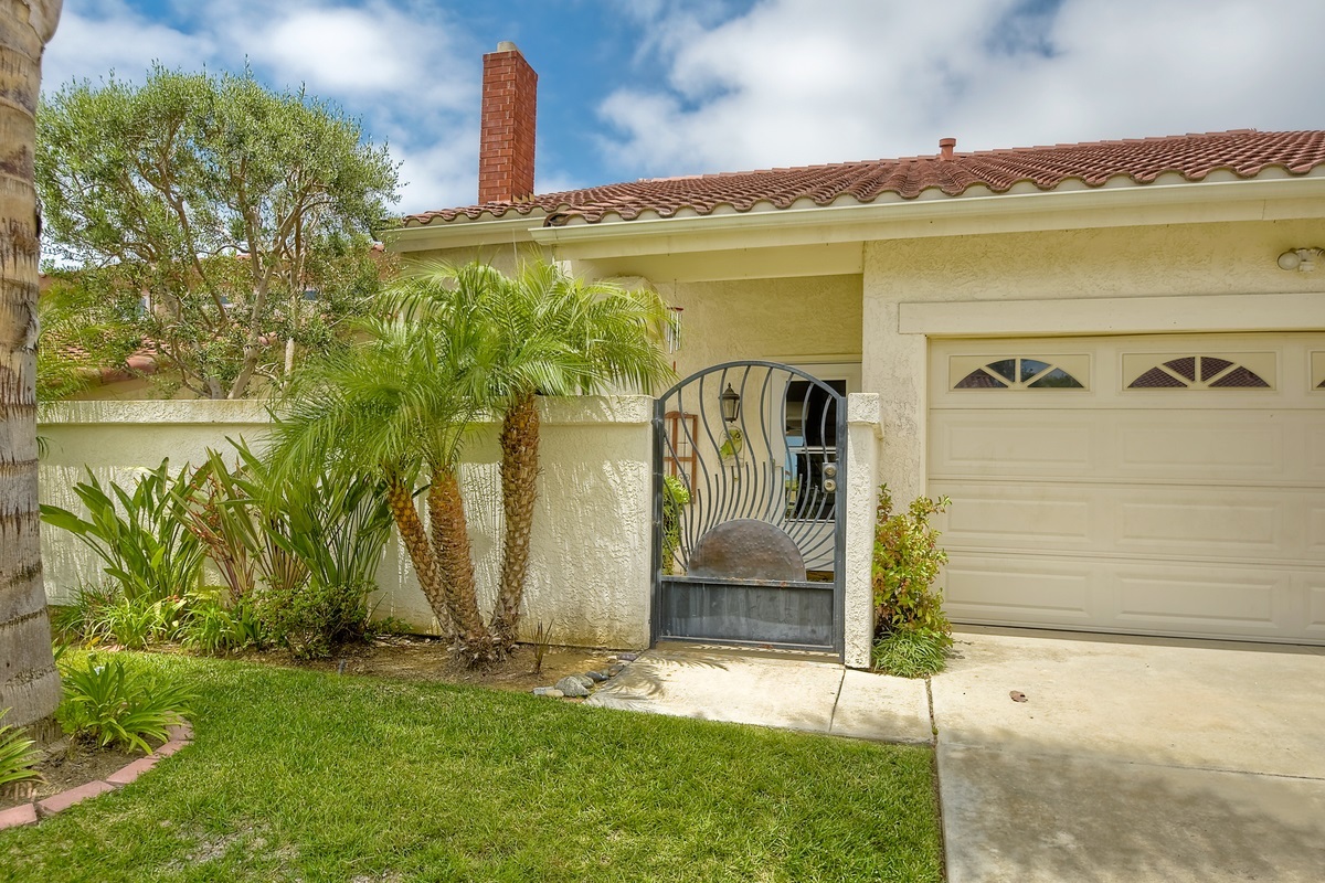 Property Photo:  7053 Snapdragon  CA 92011 