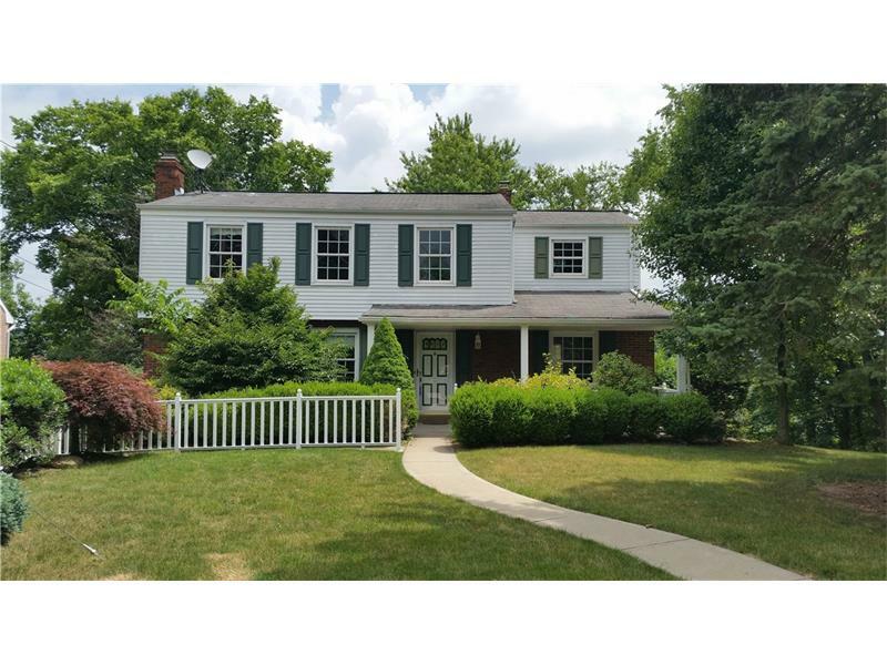 Property Photo: 213 Gibralter Dr PA 15239